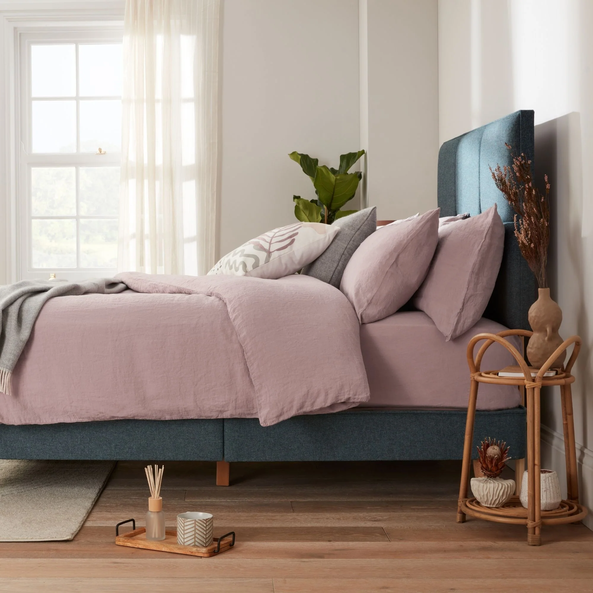 Audley Upholstered Divan On Legs - Pine - Image 5