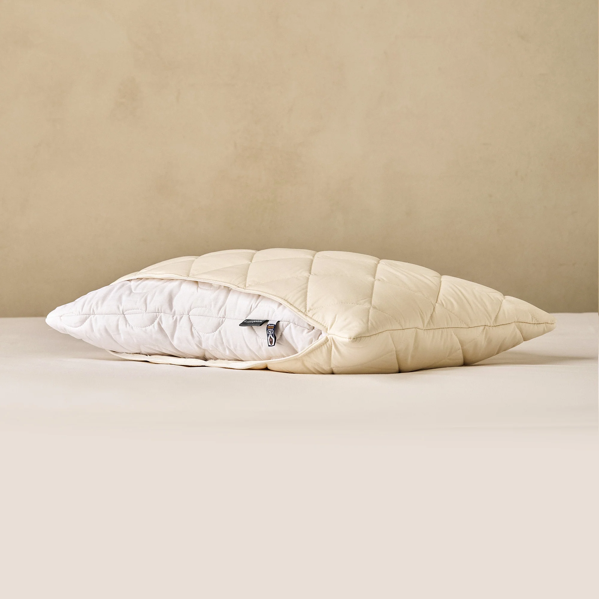 Deluxe Outer Pillow Cover