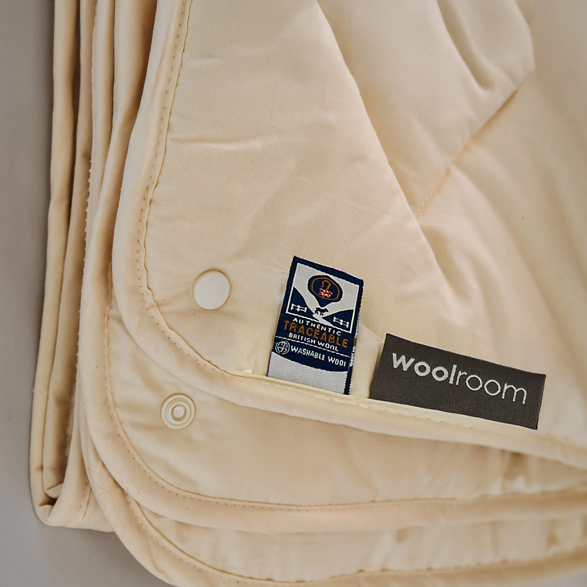 Deluxe Washable 3-in-1 Wool Comforter - All Season - Image 4