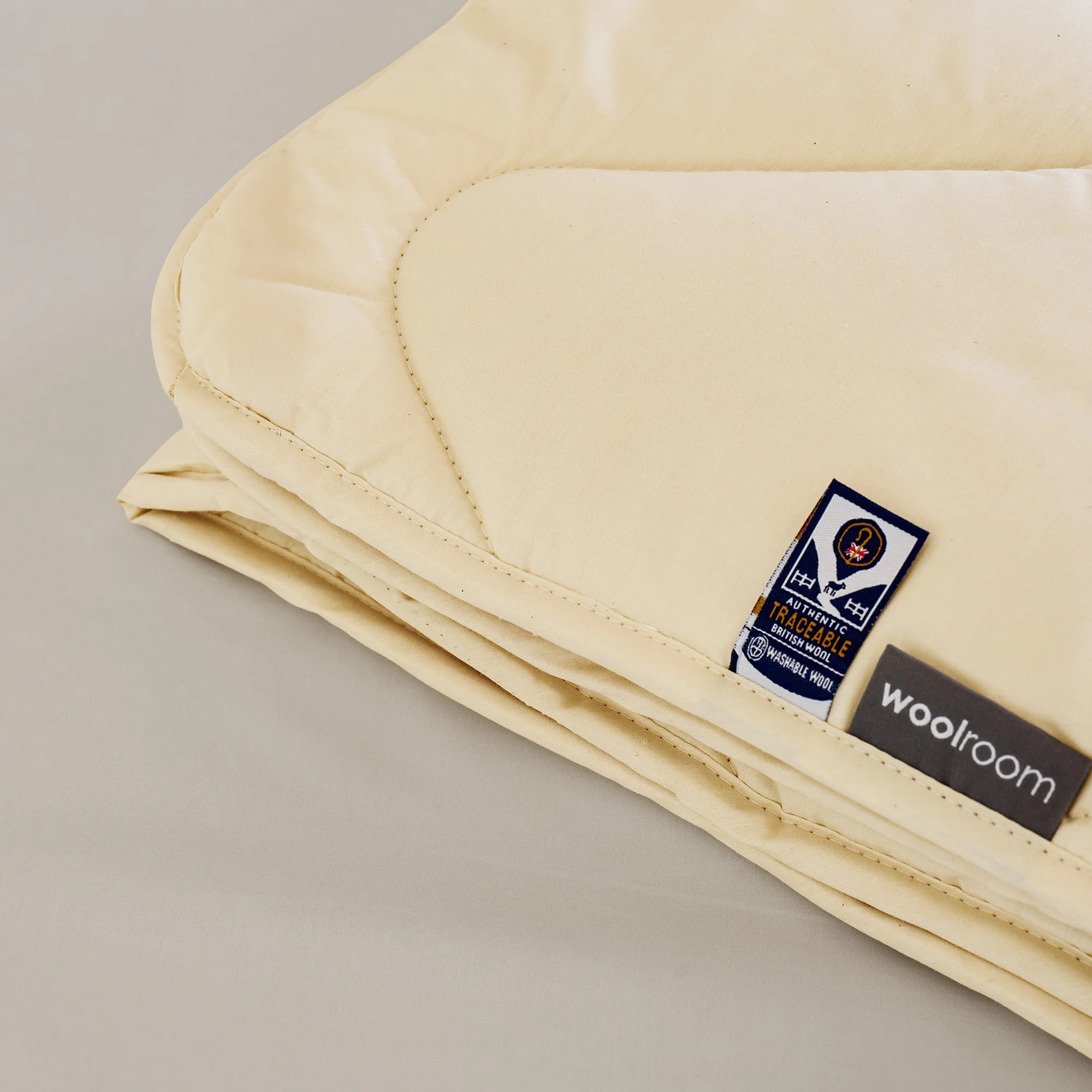 Deluxe Washable Wool Duvet - Warm - Image 3