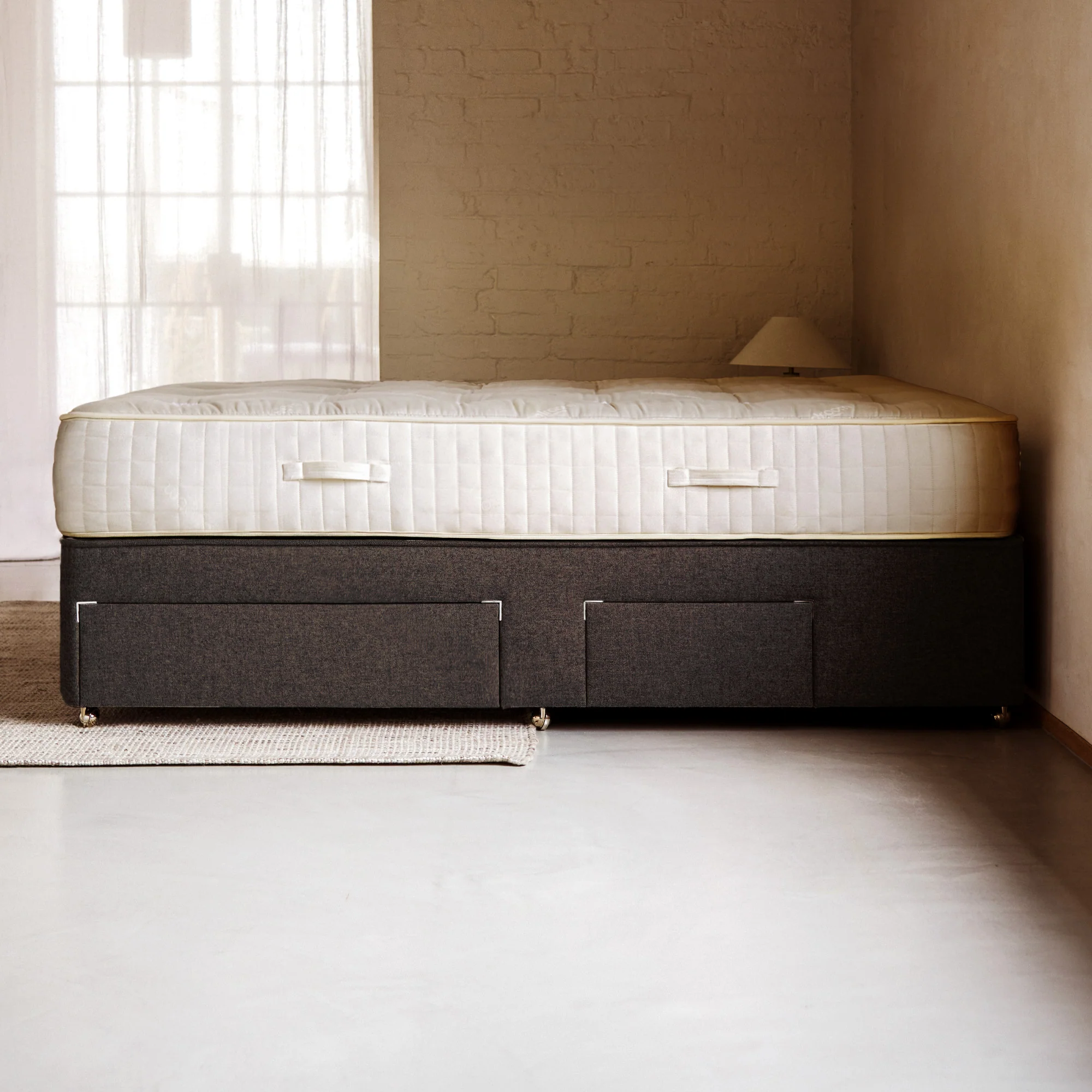 Deluxe Wooly Mattress - Image 4