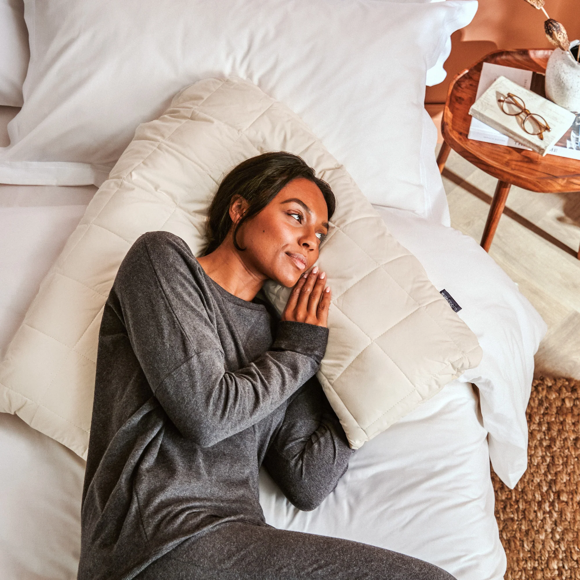 Organic V-Shaped Washable Wool Pillow - Image 6