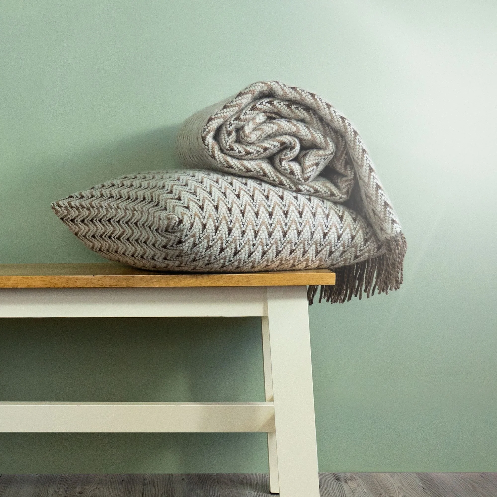 Shady Wave Wool Throw - Natural - Image 2