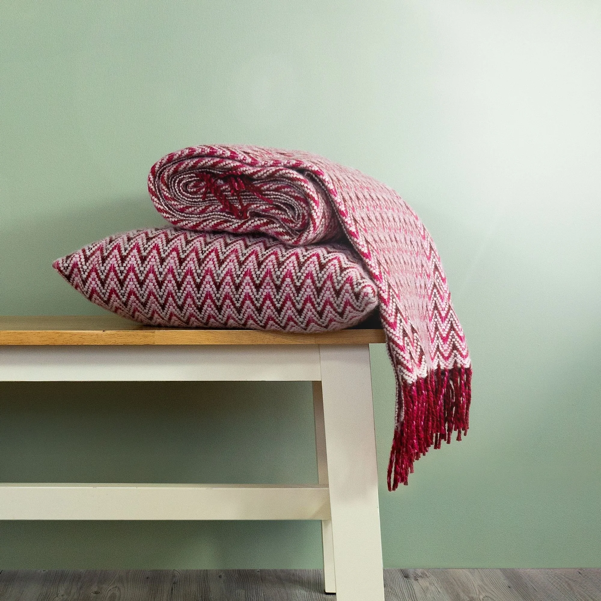 Shady Wave Wool Throw - Pink - Image 2