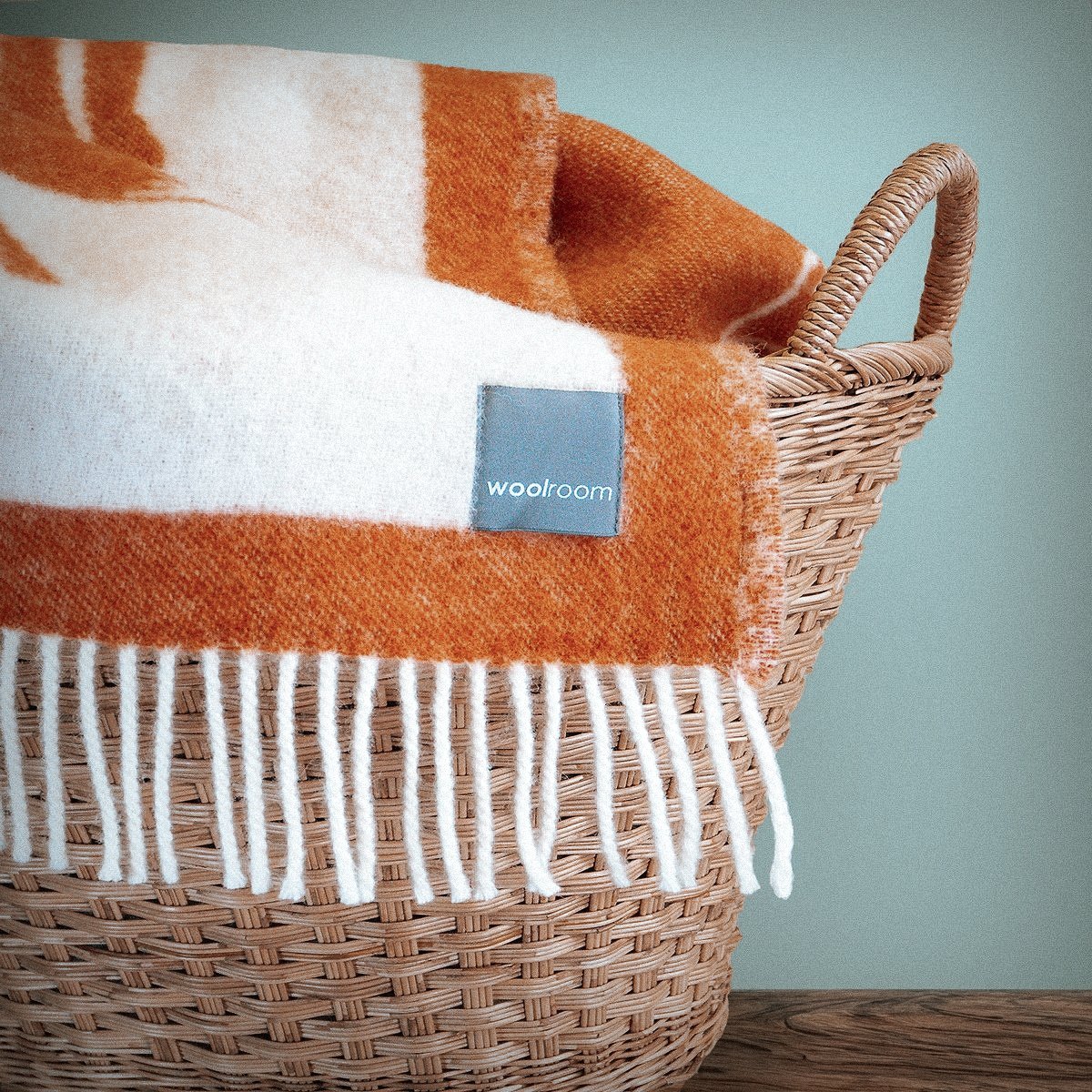 Wild and Wool Fox Wool Throw - Rust - Image 6
