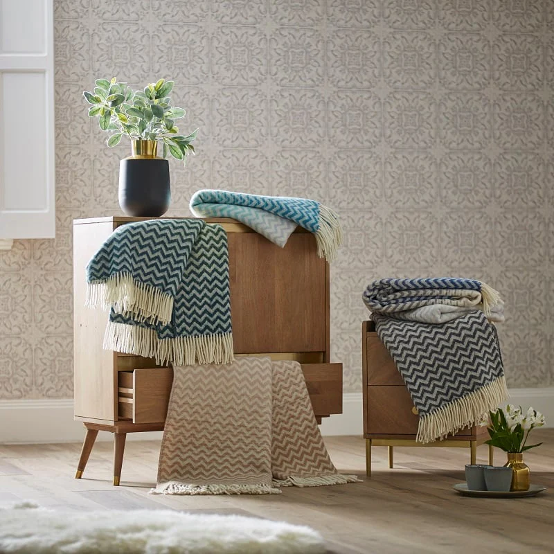Woolroom Astrid Gradient Pure New Wool Throw - Blue - Image 3